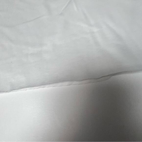 Marvel Red White and Blue Cropped Short Sleeve Graphic Tee Sz M - Picture 5 of 8